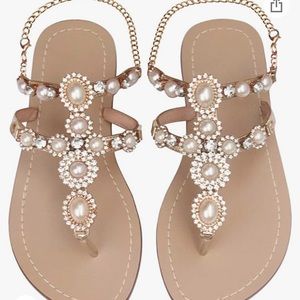 BRAND NEW Womens gold sandals Aijivou brand off Amazon.